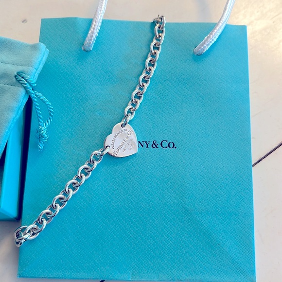 Authentic Tiffany and Co Heart Tag silver bracelet- 7.5” - Picture 1 of 9
